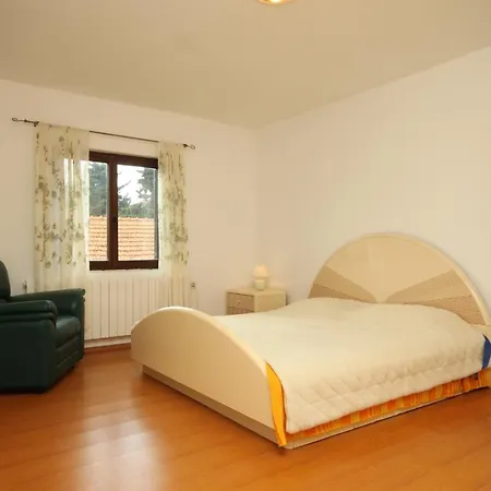 7462b Premantura